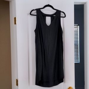 Old Navy black shift dress